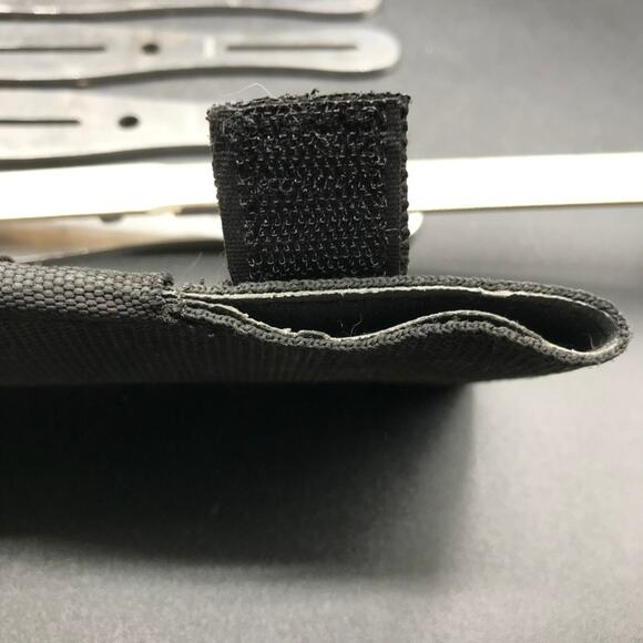 S&W Bullseye 8" Throwing Knives 4-Pack SWTK8 with Belt Sheath - Picture 7 of 10